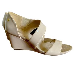 9. Jones New York Signature Patent Nude Wedge Sz 7.5